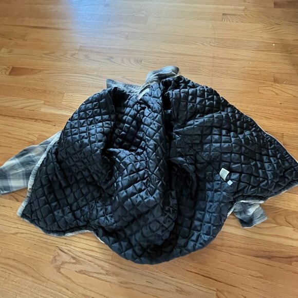 Levis Flannel Jacket Men's M Gray Plaid Quilted  Lined Chore Shirt  Shacket  Y2K - Picture 11 of 11